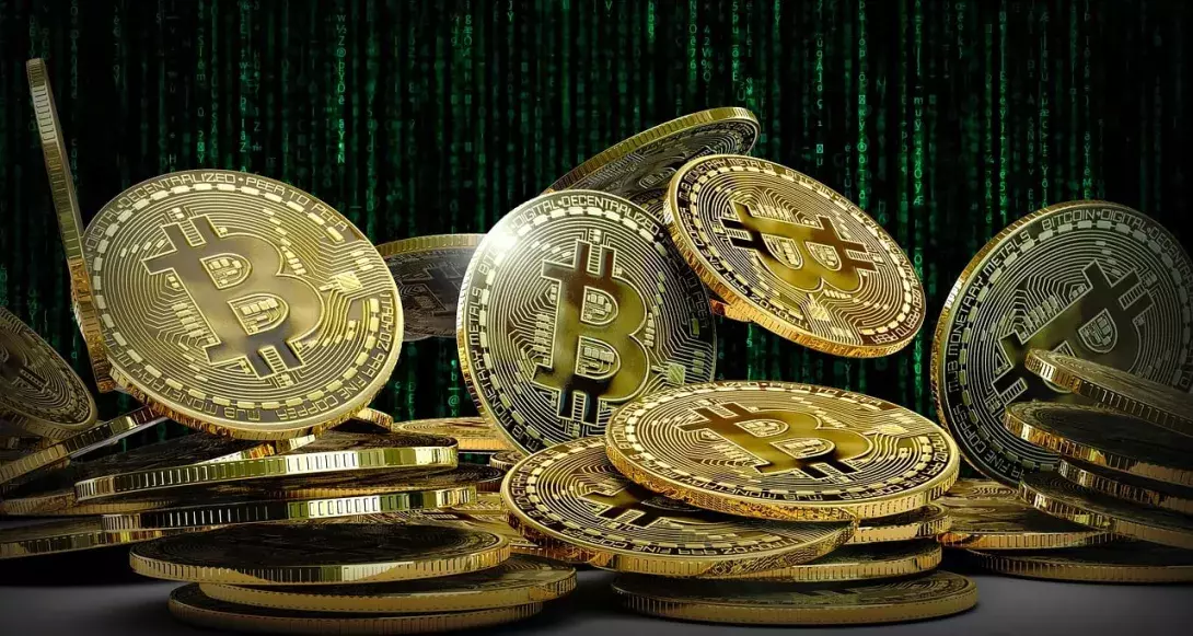 Bitcoin vs Cryptocurrency: Exploring the Key Differences and Features