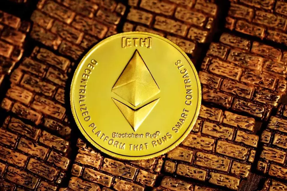 Vitalik Buterin moved $1M worth of Ethereum coins 